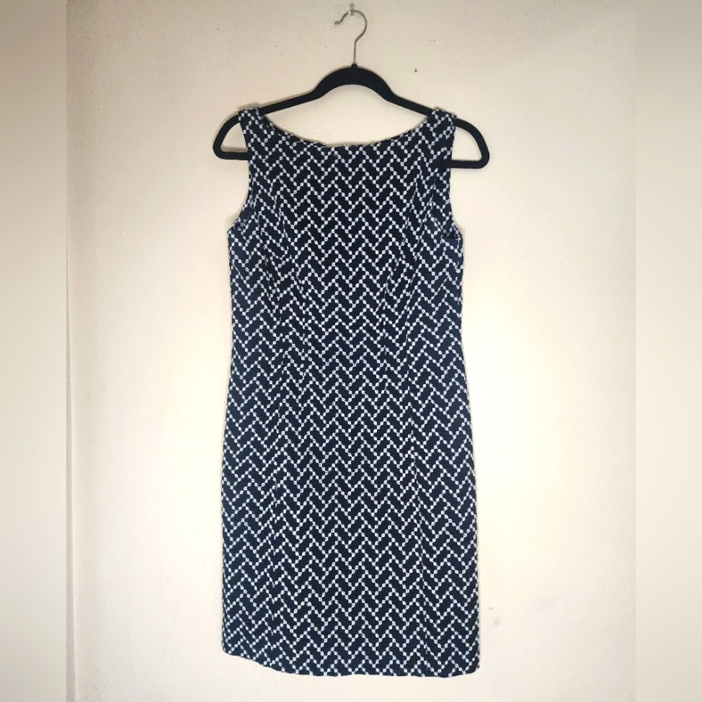Jones New York Signature Navy and White Eyelet Dress Size 4